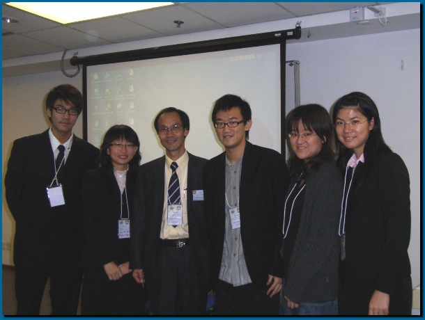 602x451 pixels (84K)